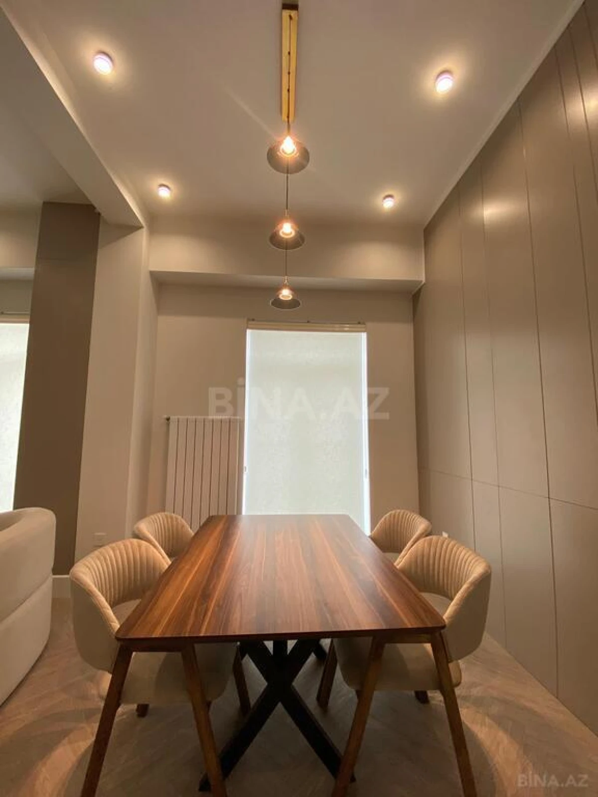 Kirayə verilir 2 otaqlı mənzil 66 m²