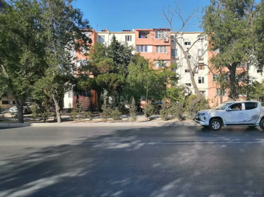 Satılır obyekt 42 m²