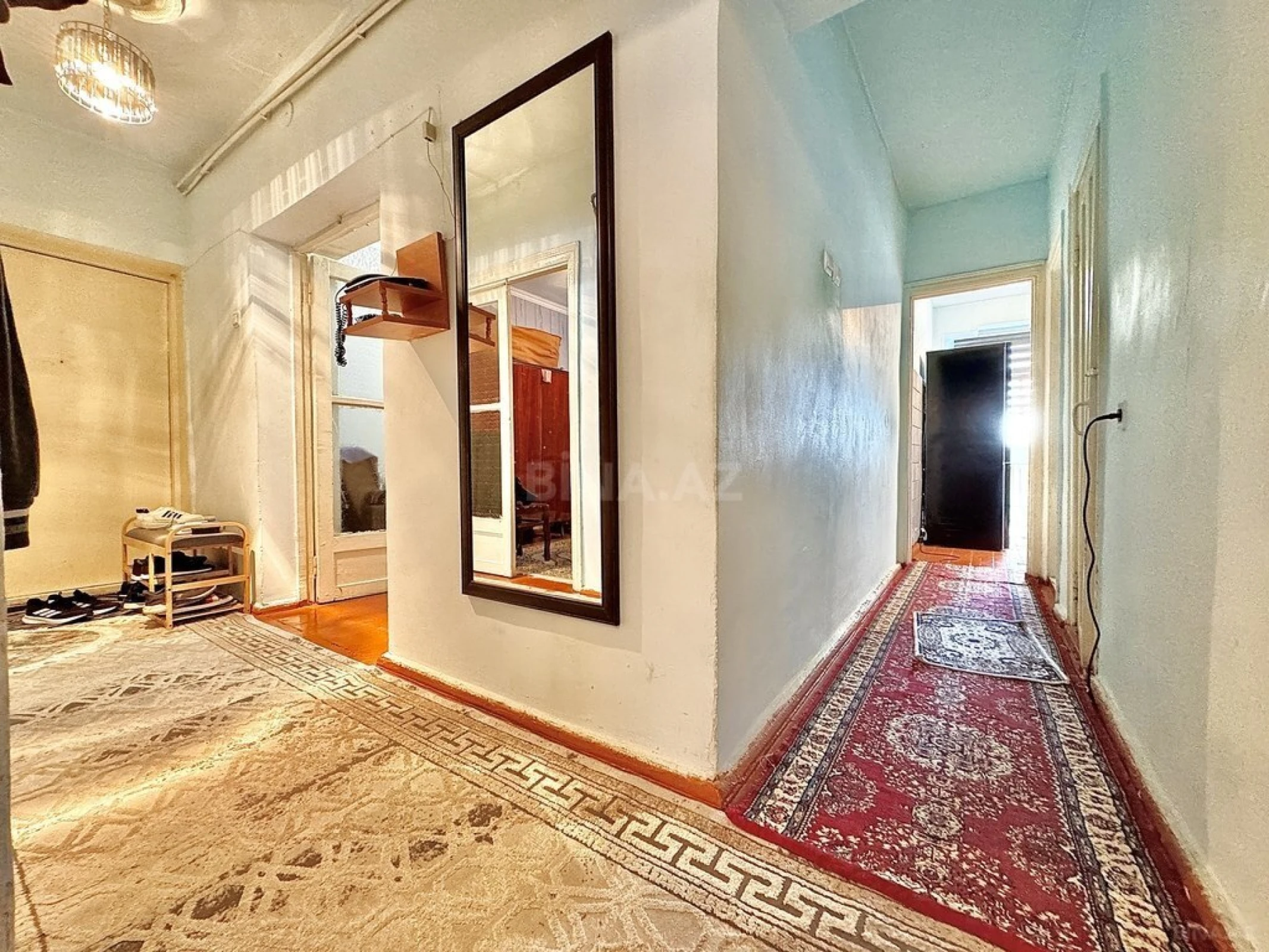 Satılır 4 otaqlı mənzil 100 m²