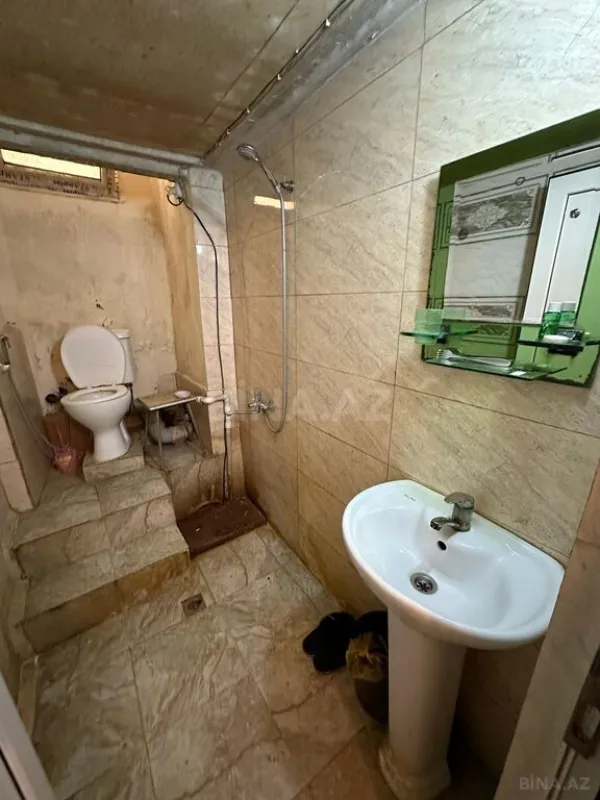 Kirayə verilir 2 otaqlı mənzil 75 m²