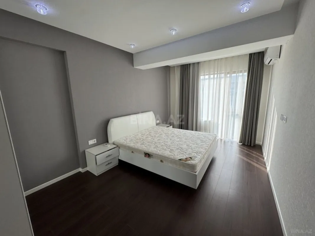 Satılır 3 otaqlı mənzil 96 m²
