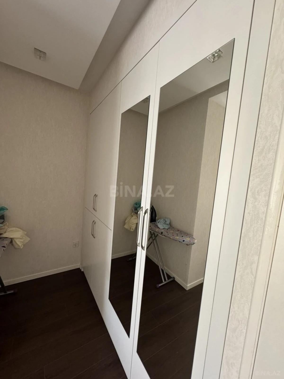 Satılır 3 otaqlı mənzil 96 m²