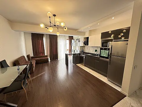 Satılır 3 otaqlı mənzil 96 m²