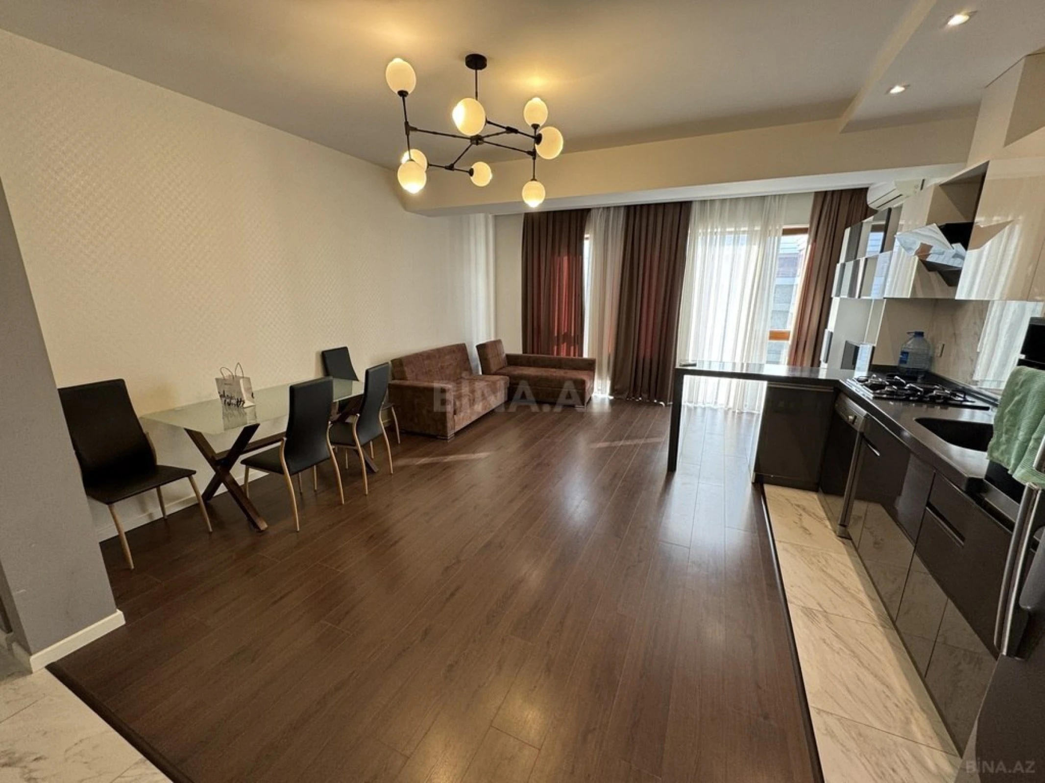 Satılır 3 otaqlı mənzil 96 m²