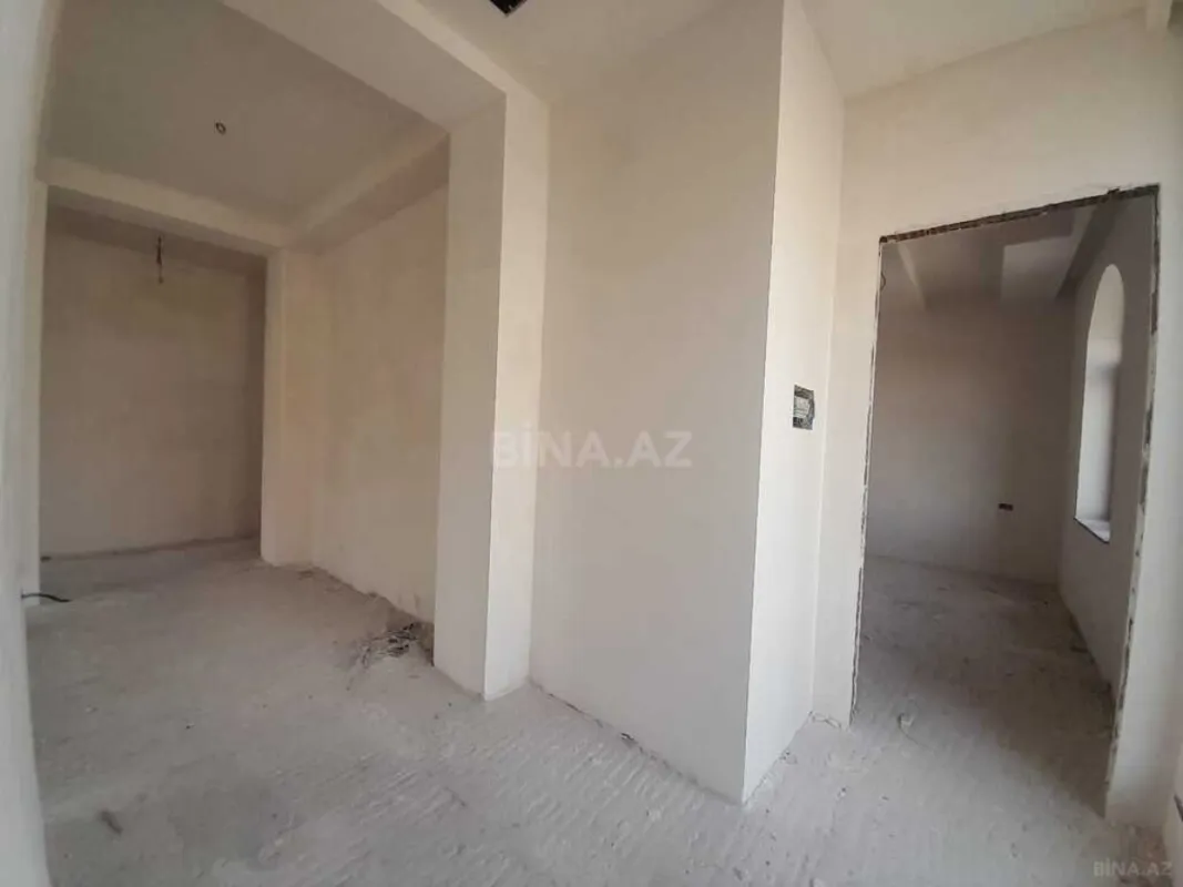 Satılır 5 otaqlı həyət evi 255 m²
