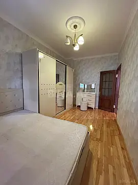 Satılır 2 otaqlı mənzil 45 m²