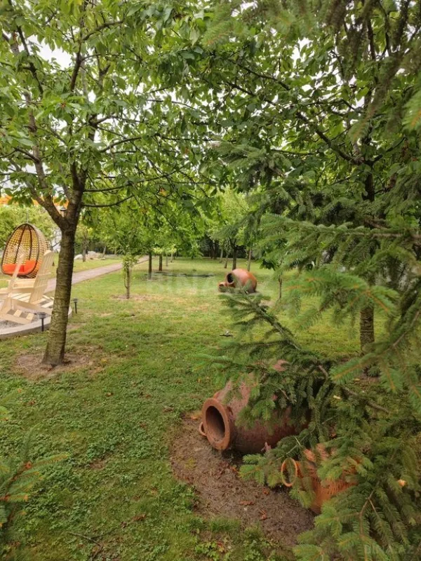 Satılır 7 otaqlı həyət evi 382 m²