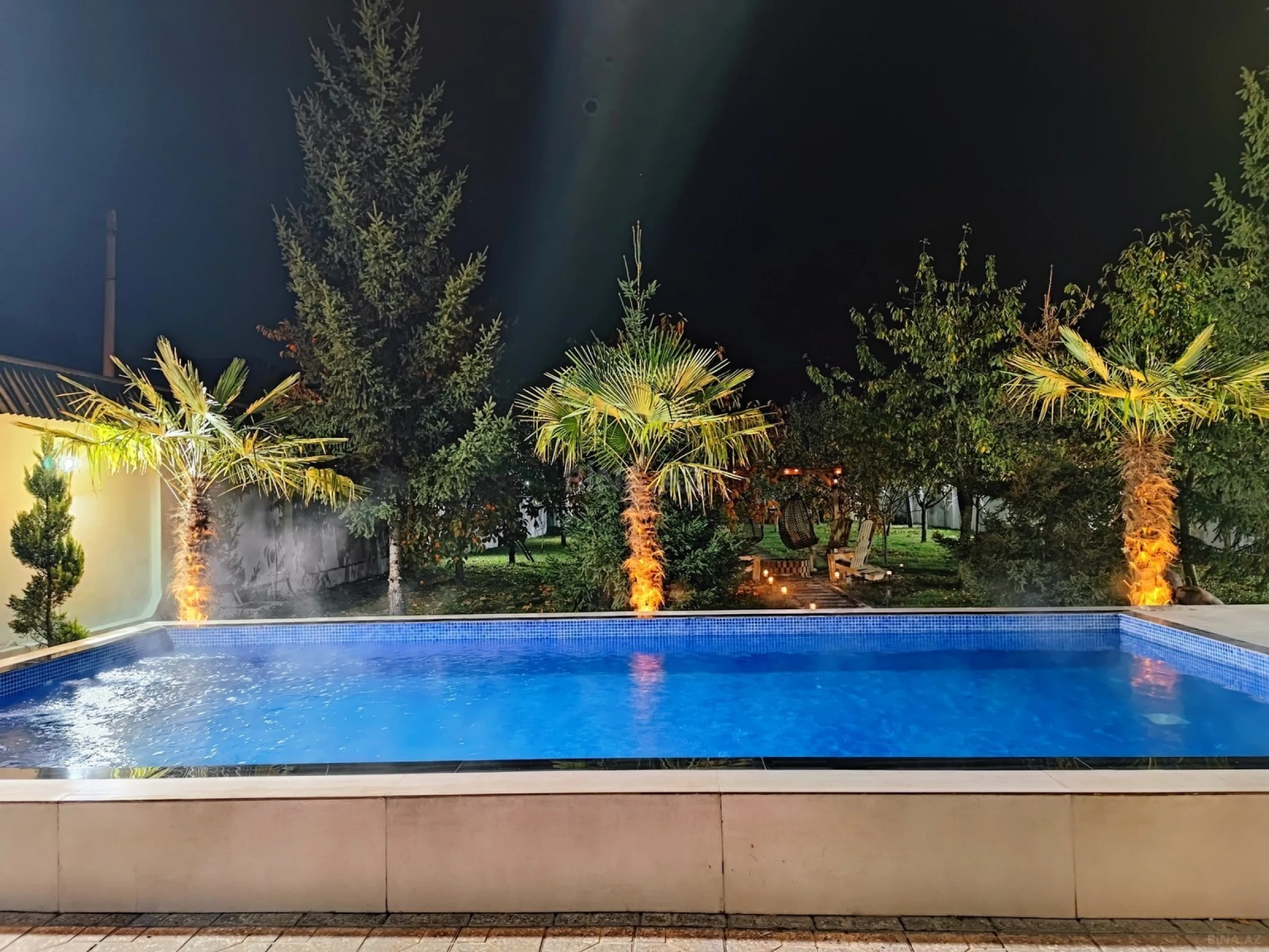 Satılır 7 otaqlı həyət evi 382 m²