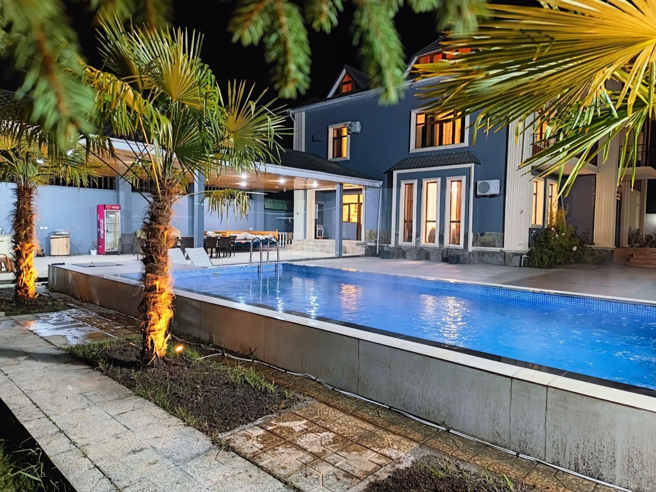 Satılır 7 otaqlı həyət evi 382 m²