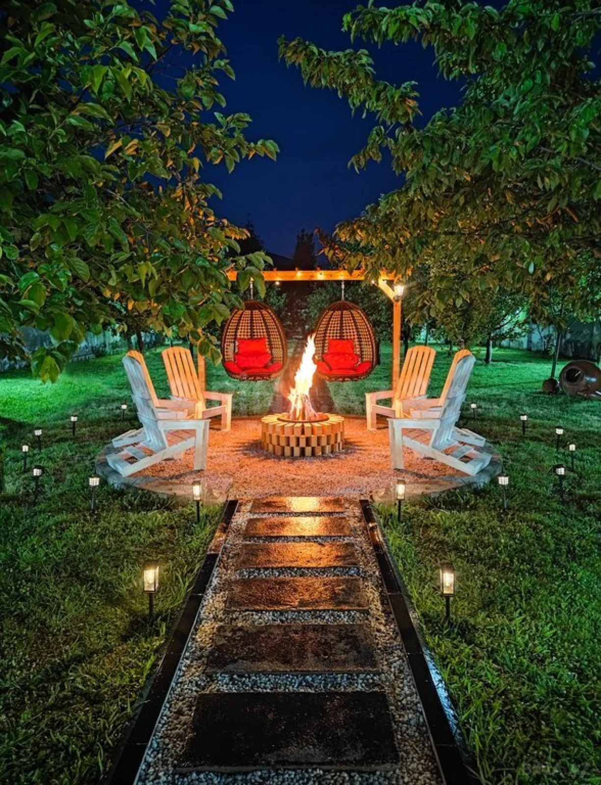 Satılır 7 otaqlı həyət evi 382 m²