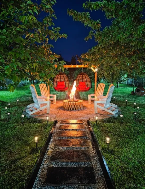 Satılır 7 otaqlı həyət evi 382 m²