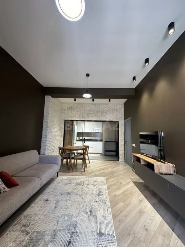 Satılır 2 otaqlı mənzil 65 m²