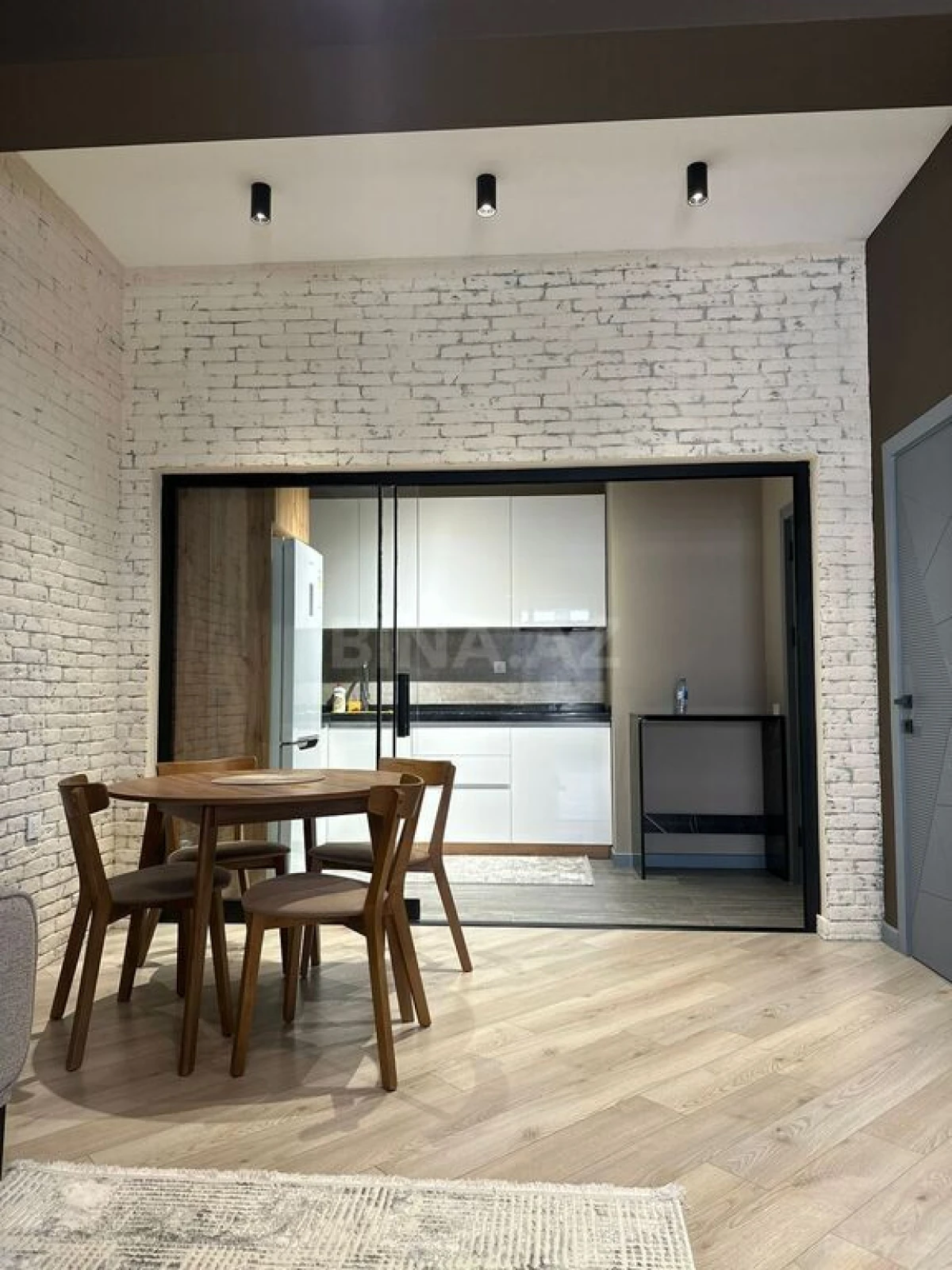 Satılır 2 otaqlı mənzil 65 m²