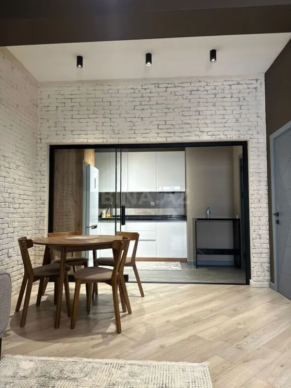 Satılır 2 otaqlı mənzil 65 m²