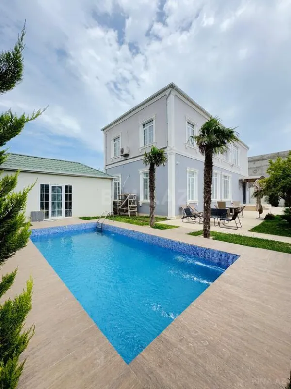 Satılır 6 otaqlı həyət evi 260 m²