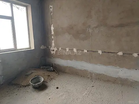 Satılır 4 otaqlı mənzil 200 m²