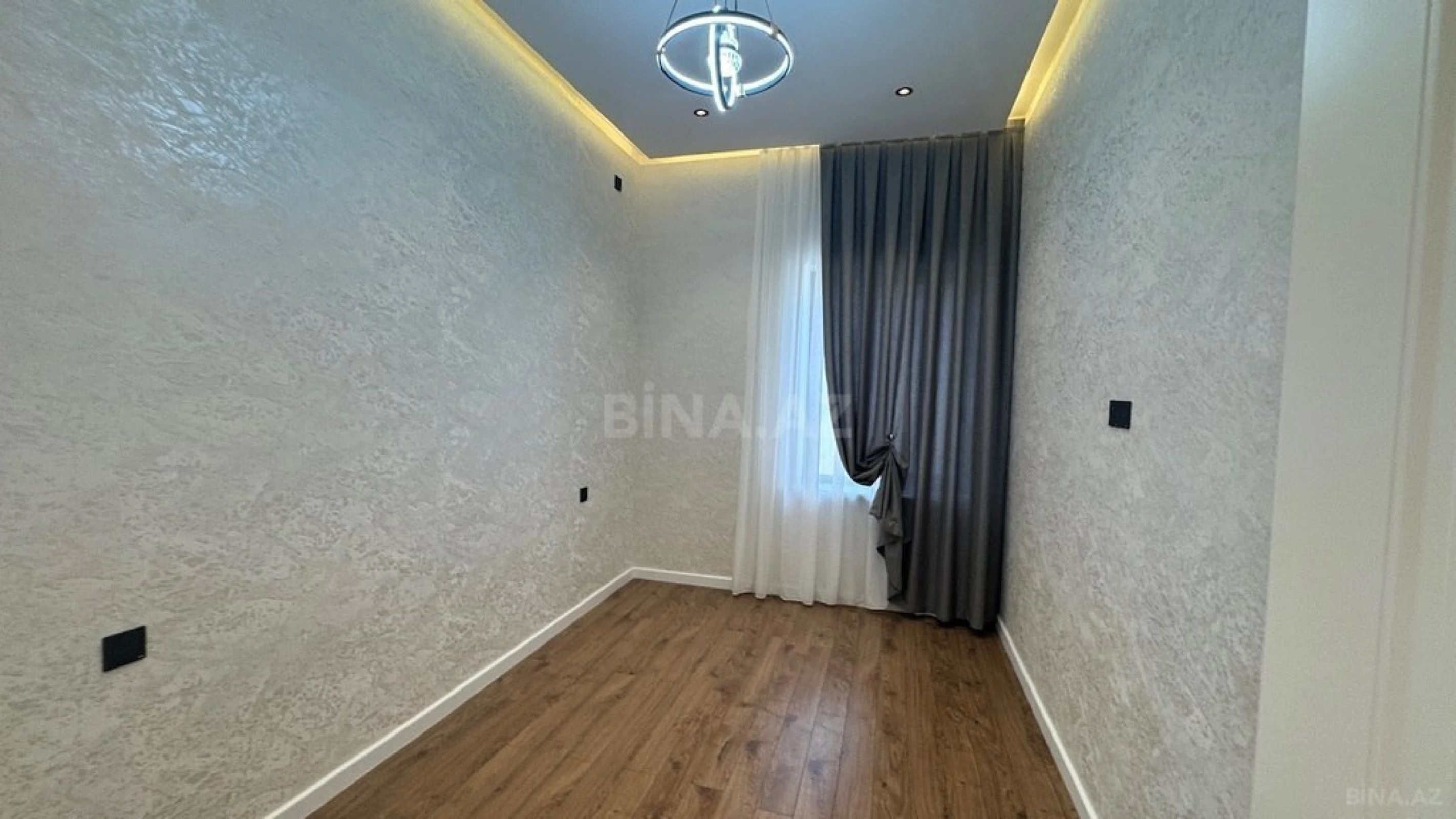 Satılır 4 otaqlı həyət evi 160 m²