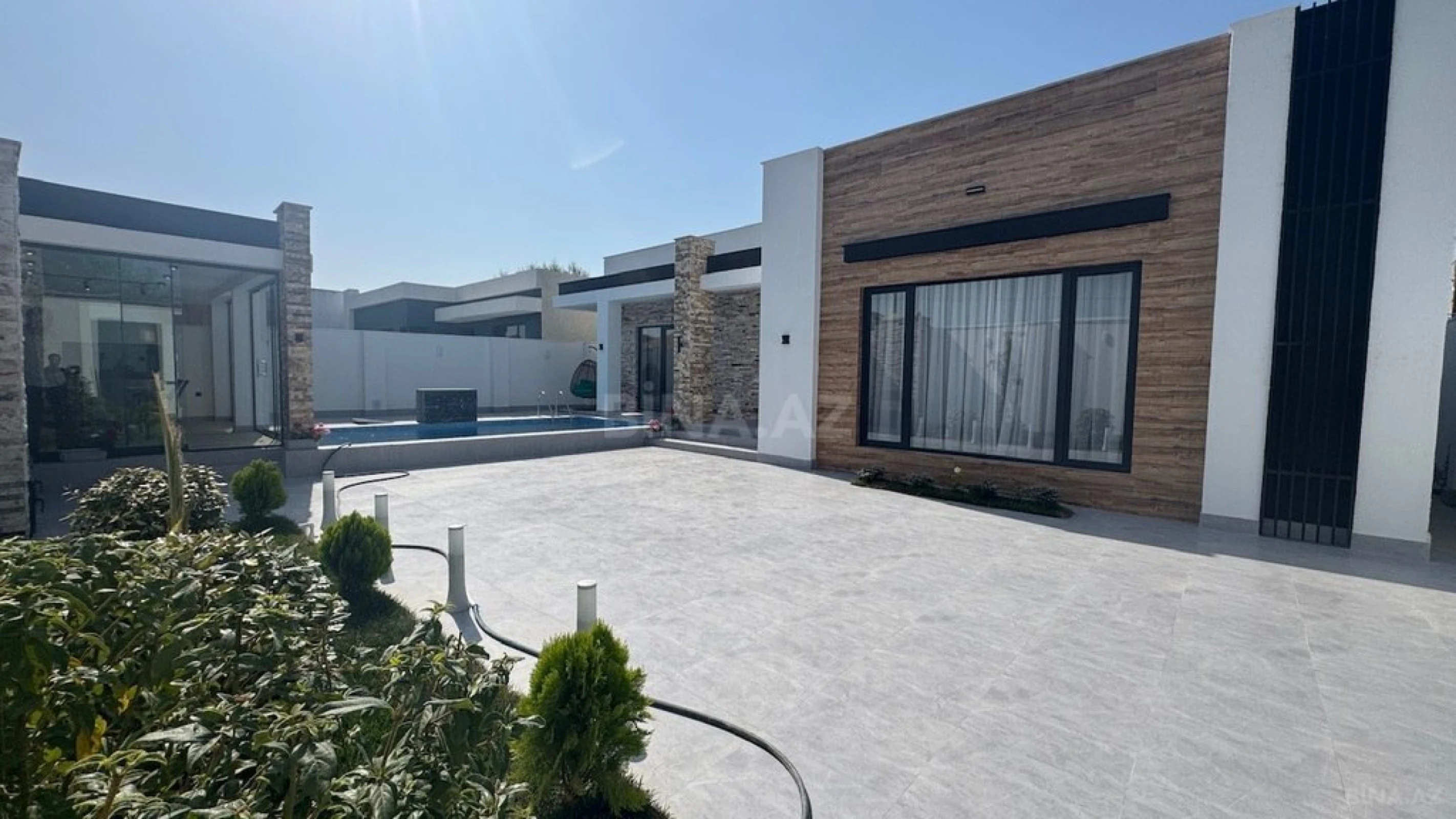 Satılır 4 otaqlı həyət evi 160 m²