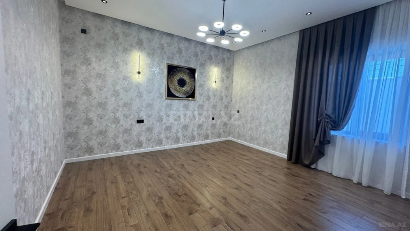 Satılır 4 otaqlı həyət evi 160 m²
