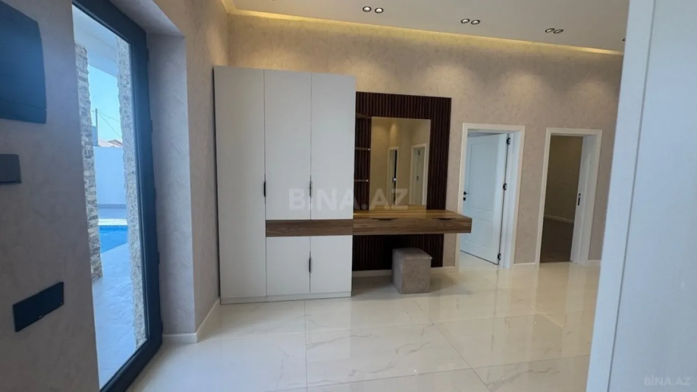 Satılır 4 otaqlı həyət evi 160 m²