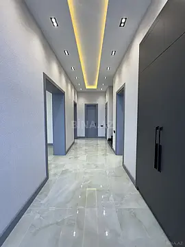 Satılır 5 otaqlı həyət evi 300 m²