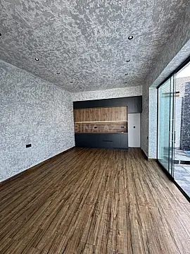 Satılır 5 otaqlı həyət evi 300 m²