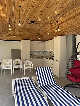 Satılır 6 otaqlı həyət evi 300 m²