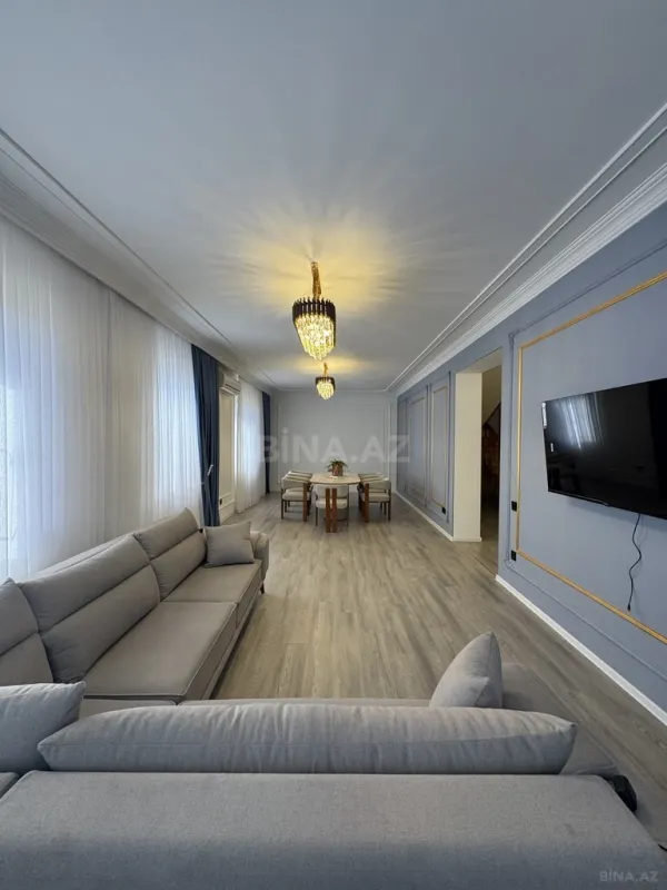 Satılır 6 otaqlı həyət evi 300 m²