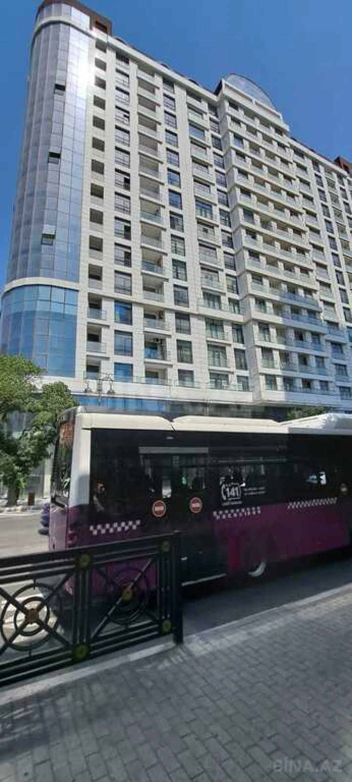 Satılır 4 otaqlı mənzil 170 m²