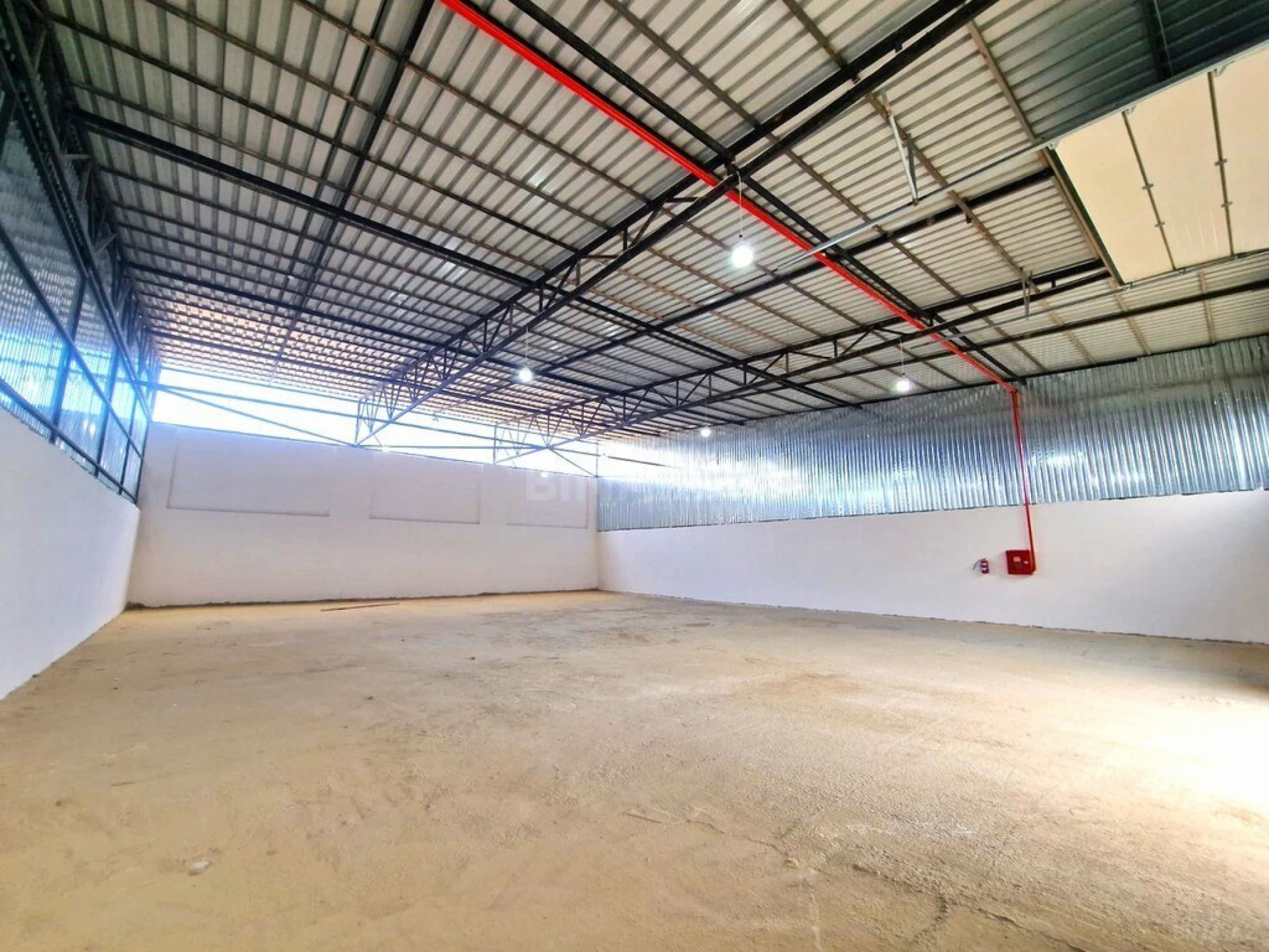 Kirayə verilir obyekt 435 m²