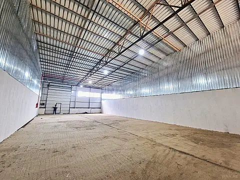 Kirayə verilir obyekt 290 m²