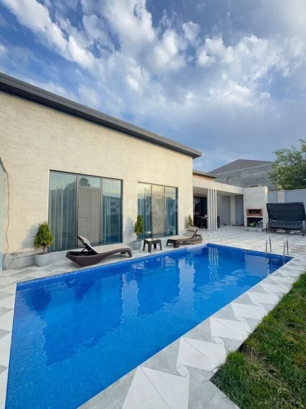 Kirayə verilir 4 otaqlı həyət evi 150 m²