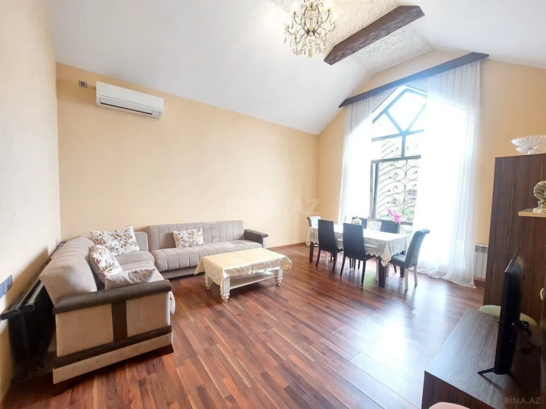 Satılır 3 otaqlı həyət evi 150 m²