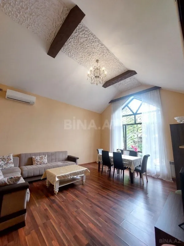 Satılır 3 otaqlı həyət evi 150 m²