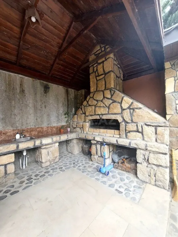 Satılır 3 otaqlı həyət evi 150 m²