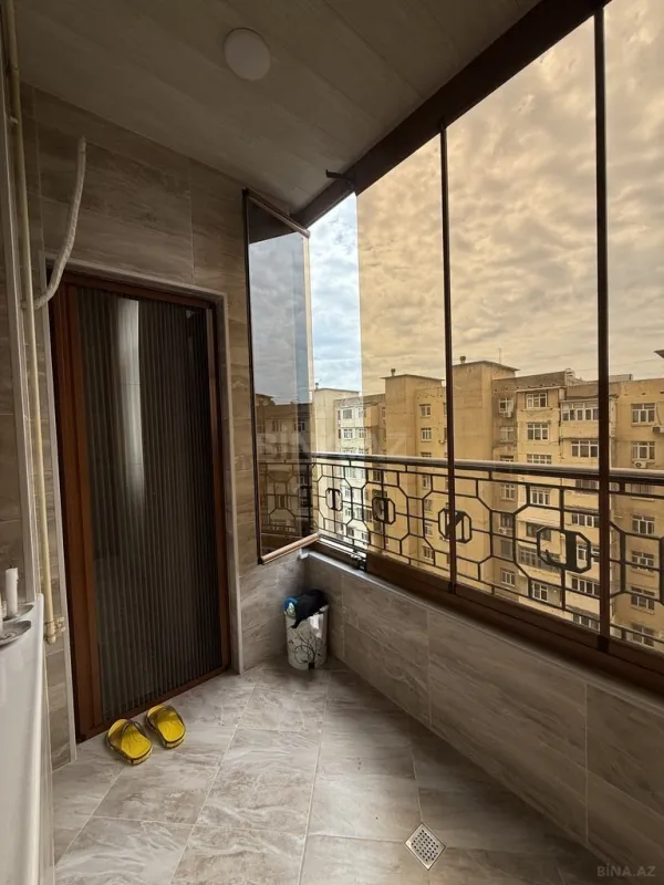 Satılır 3 otaqlı mənzil 158 m²