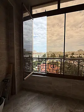 Satılır 3 otaqlı mənzil 158 m²