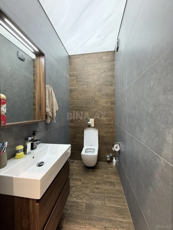Satılır 3 otaqlı mənzil 158 m²