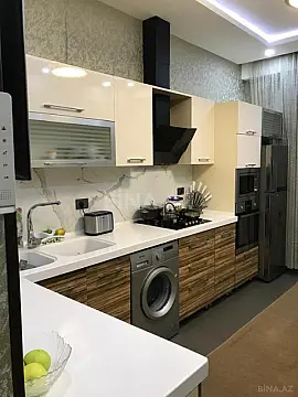 Satılır 3 otaqlı mənzil 120 m²