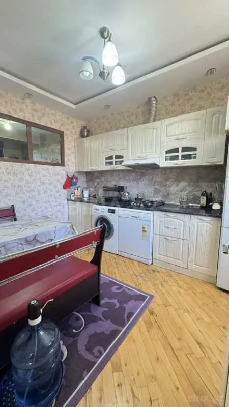 Satılır 3 otaqlı mənzil 81 m²