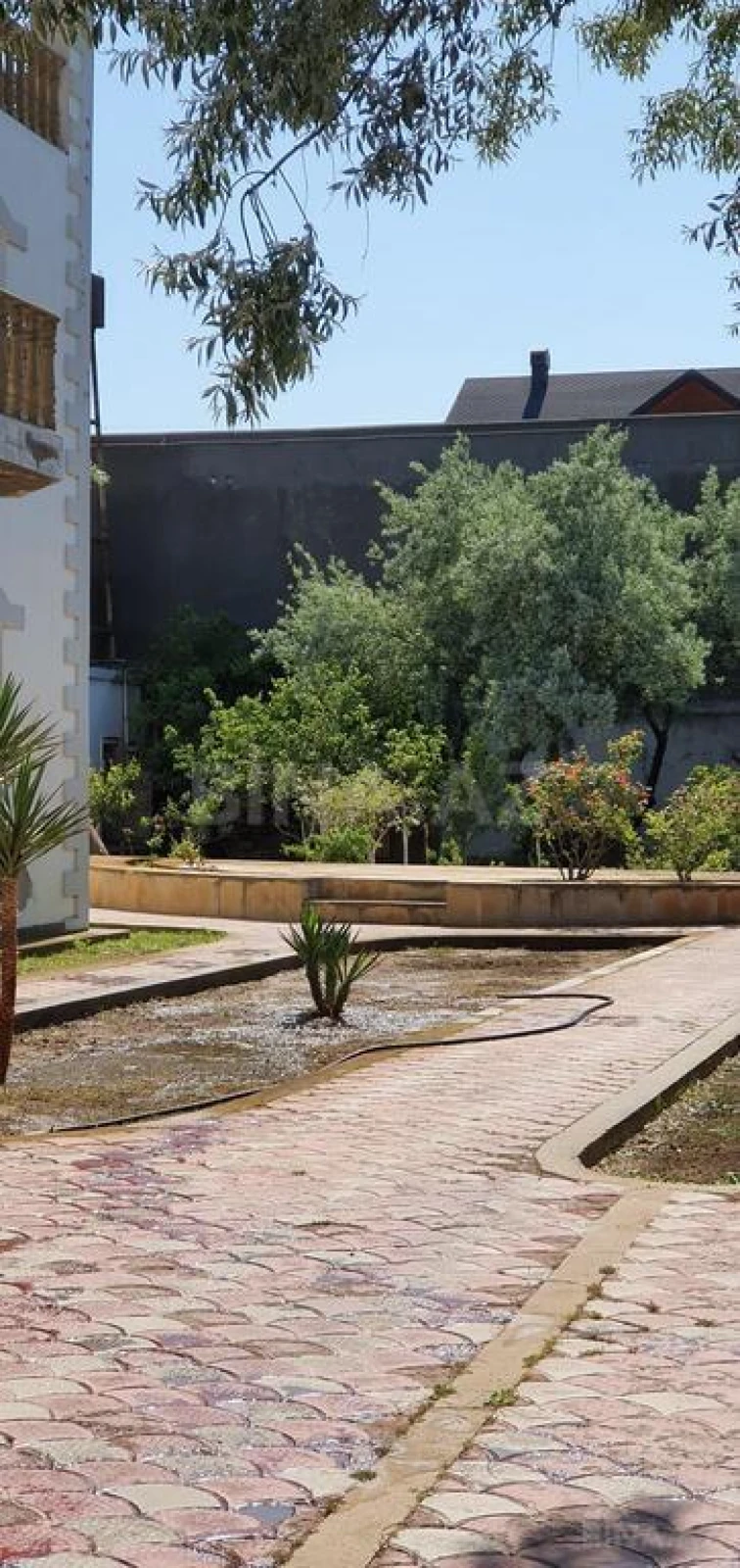 Satılır 6 otaqlı həyət evi 350 m²