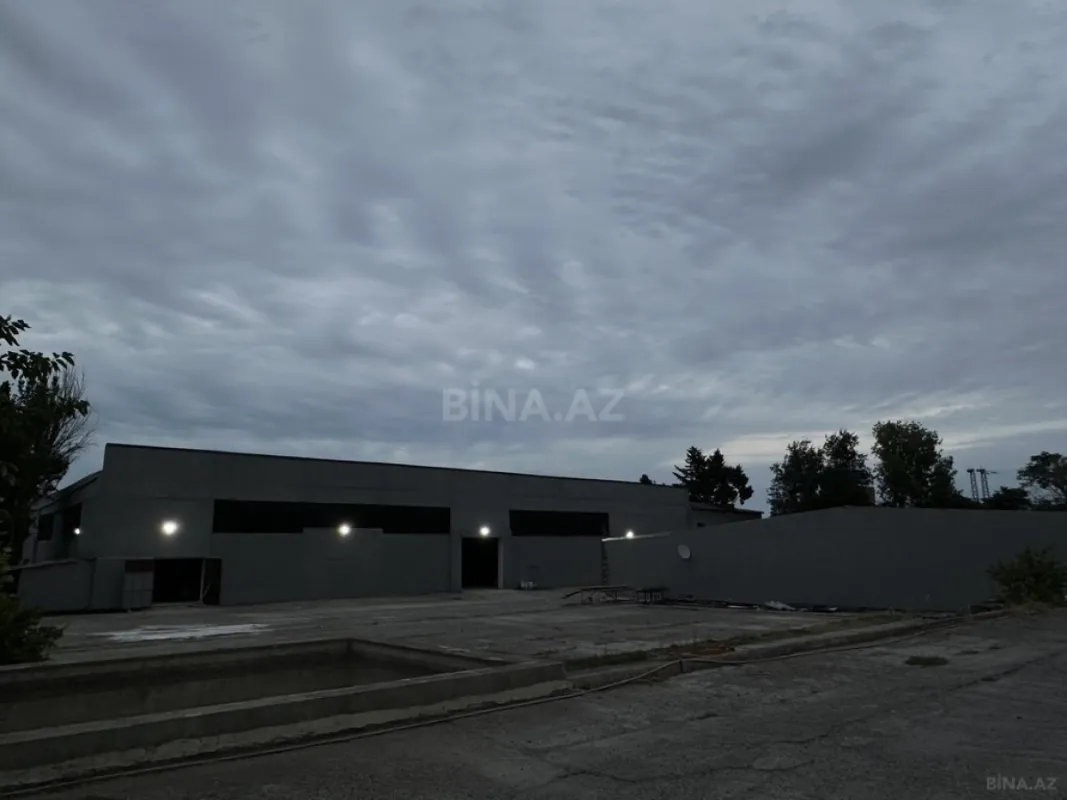 Kirayə verilir obyekt 2800 m²