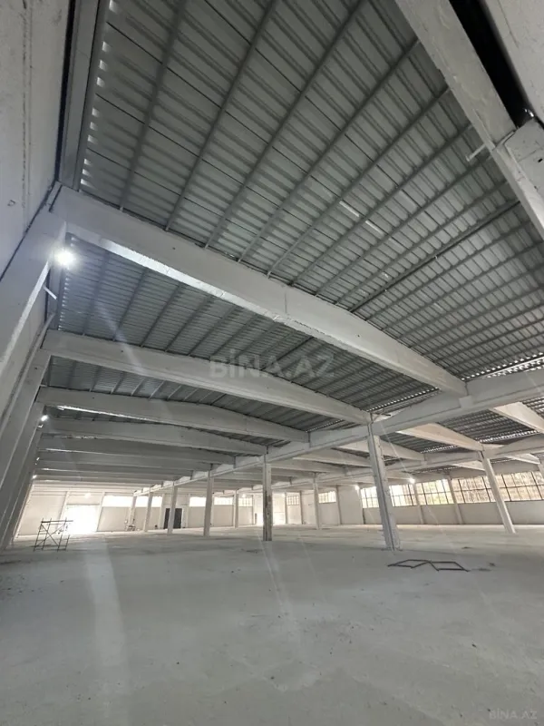 Kirayə verilir obyekt 2800 m²