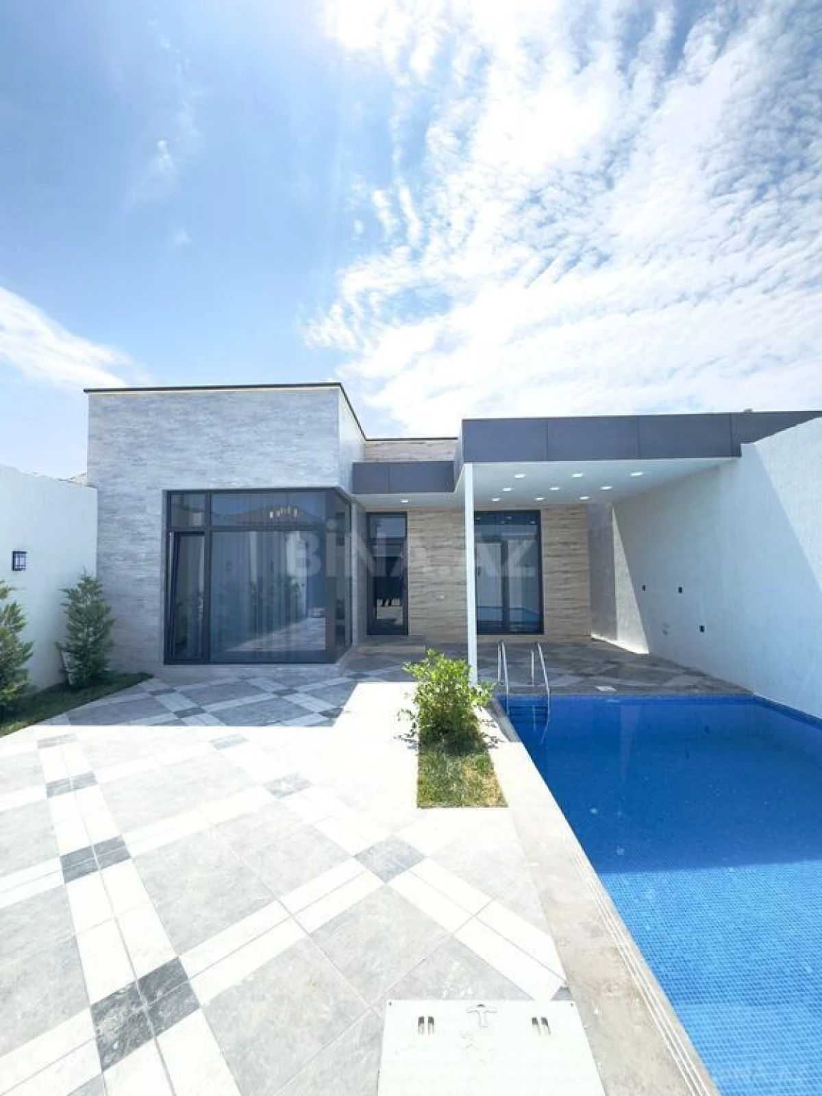 Satılır 4 otaqlı həyət evi 110 m²