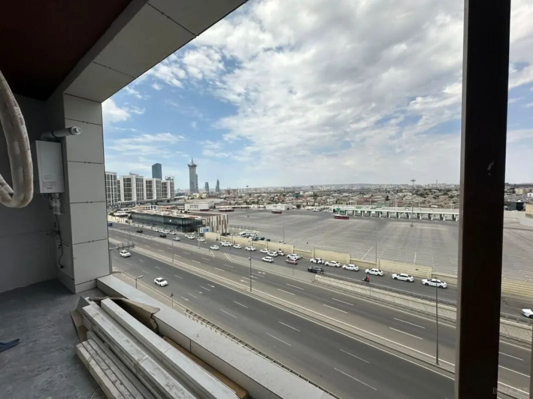 Satılır 3 otaqlı mənzil 98 m²