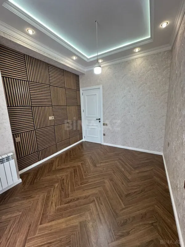 Satılır 3 otaqlı mənzil 98 m²