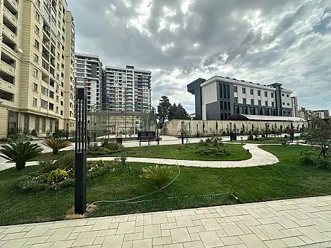 Satılır 3 otaqlı mənzil 98 m²