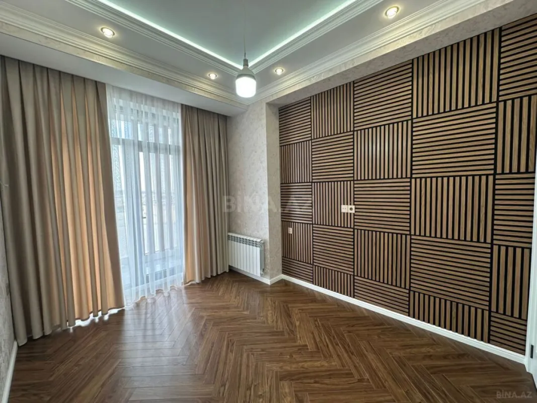 Satılır 3 otaqlı mənzil 98 m²