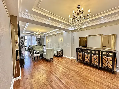 Satılır 4 otaqlı mənzil 164 m²