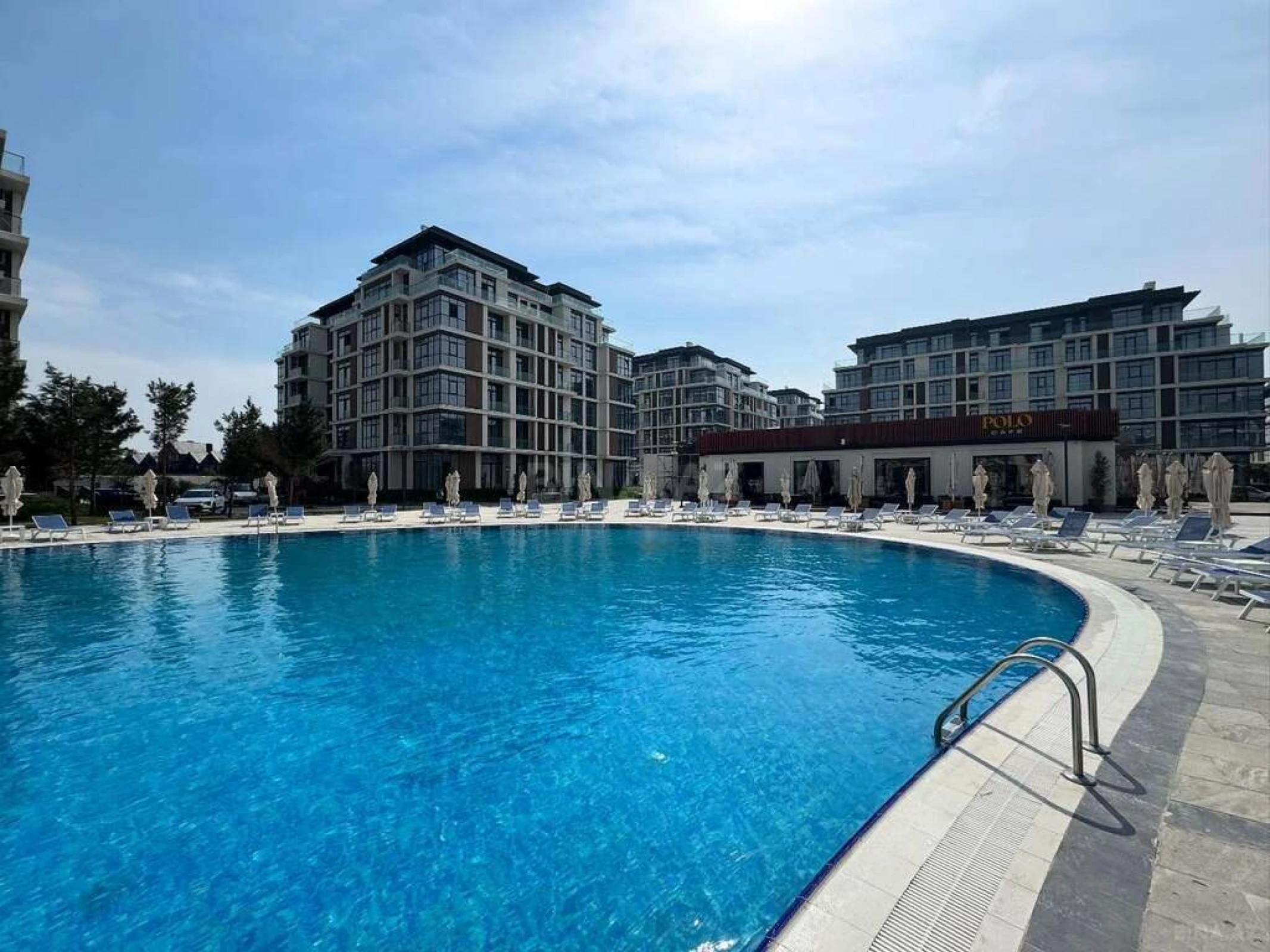 Kirayə verilir 2 otaqlı mənzil 86 m²